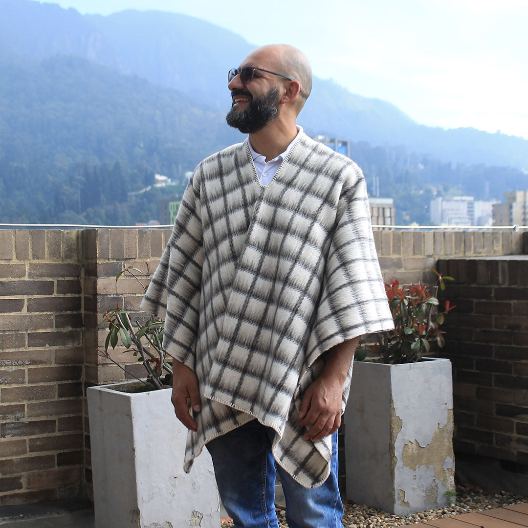 Anti-Allergy Wool Ruana