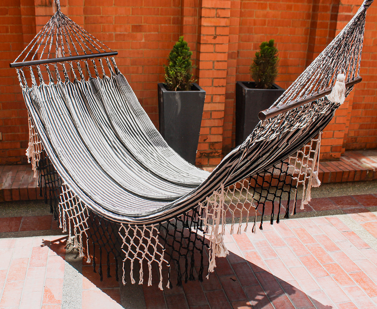 Eden Hammock with Dowel